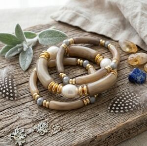 3Pc Chunky Acrylic Tube Bracelet Set Faux Pearl 14K Gold Plated Boho Chic Retro